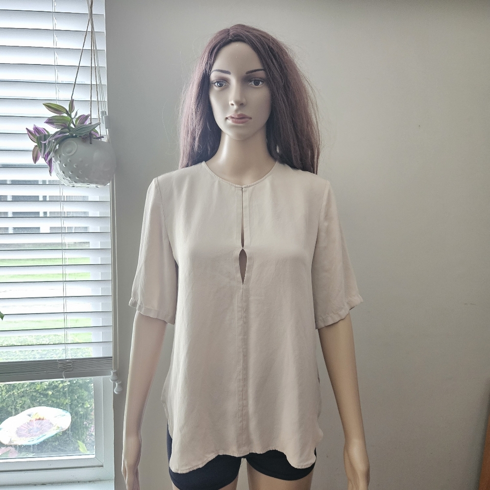 Theory nude Beige silk short sleeves top blouse